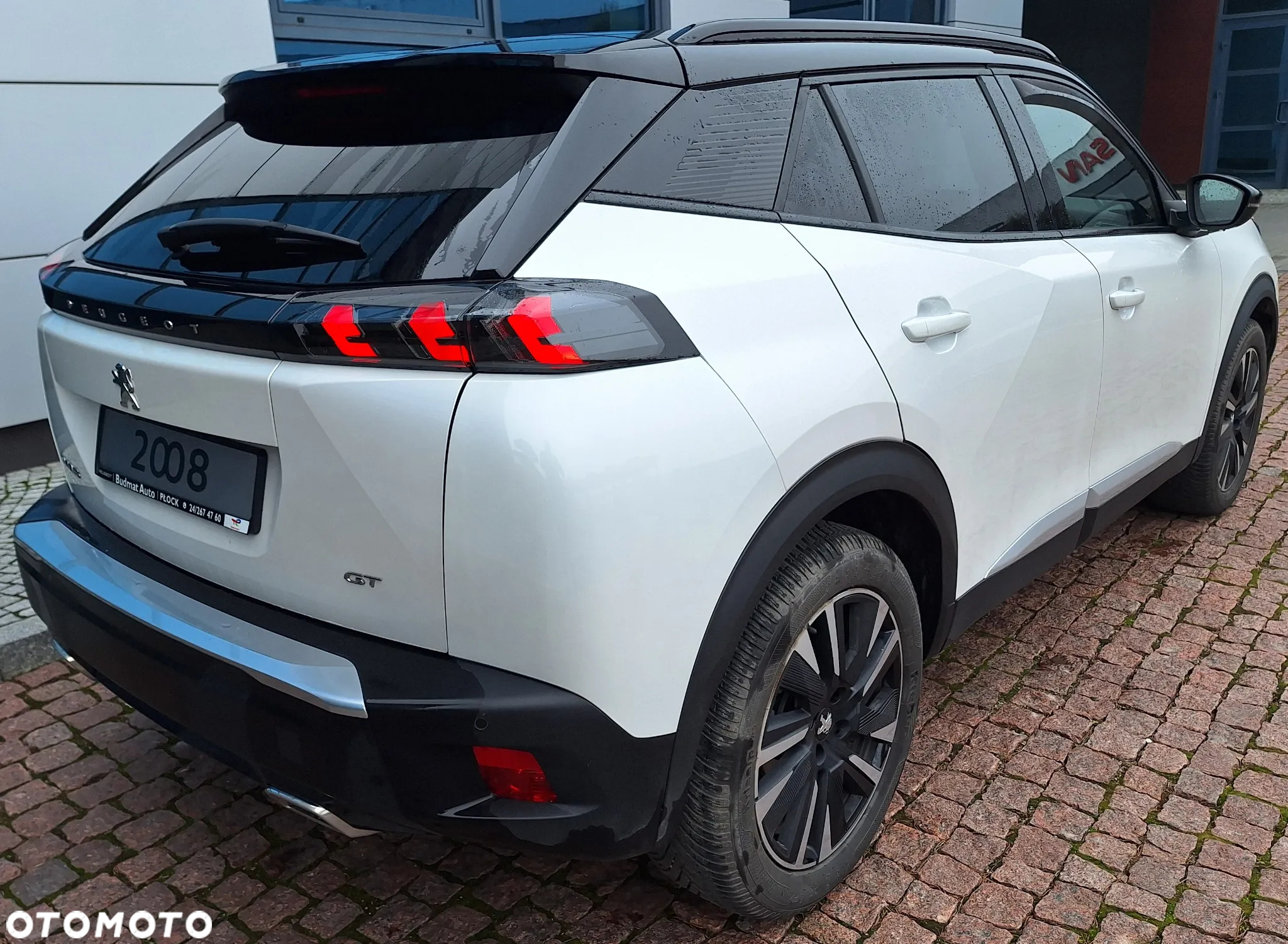 Peugeot 2008 1.2 PureTech GT S&S EAT8 - 8