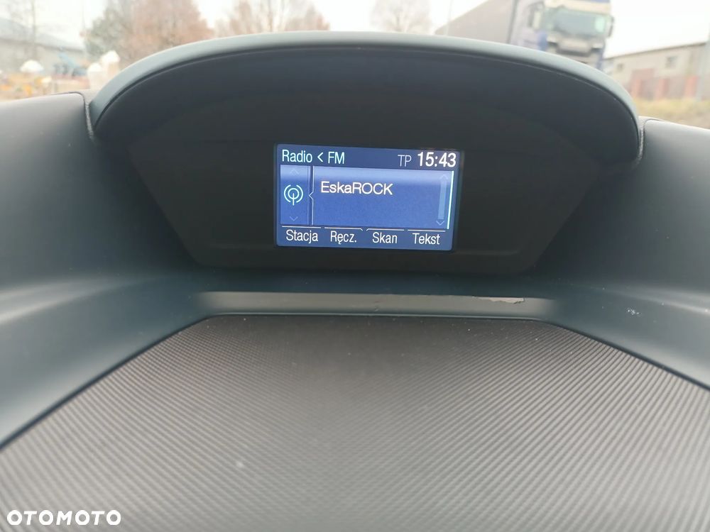 Ford C-MAX 1.6 Ti-VCT Champions Edition - 15