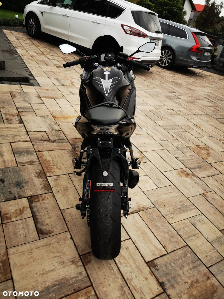 Kawasaki Ninja - 23