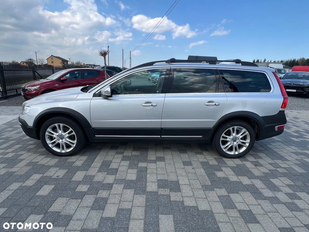 Volvo XC 70 T5 AWD Dynamic Summum - 2