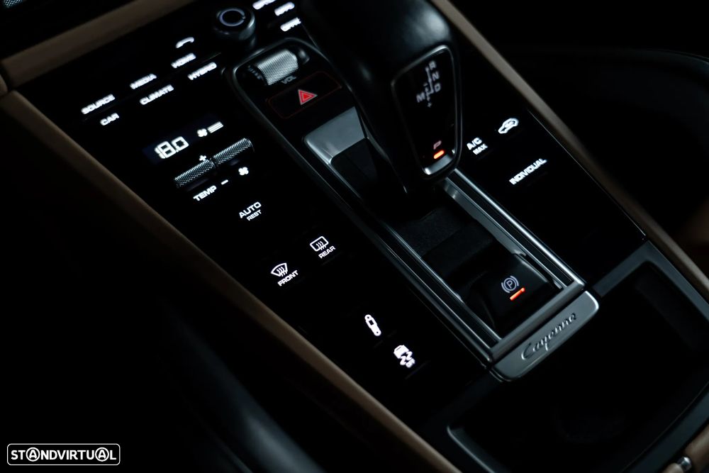 Porsche Cayenne E-Hybrid - 26