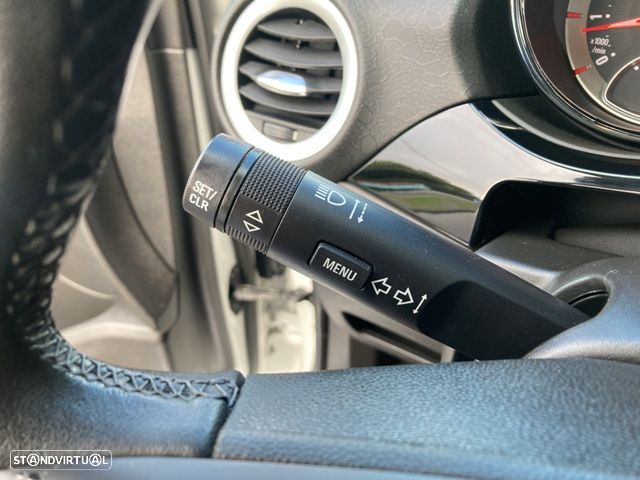 Opel Adam 1.2 Glam - 19