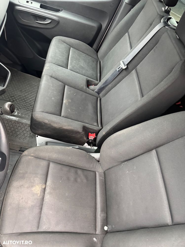 Mercedes-Benz Sprinter - 13
