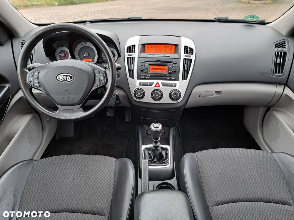 Kia Ceed - 20