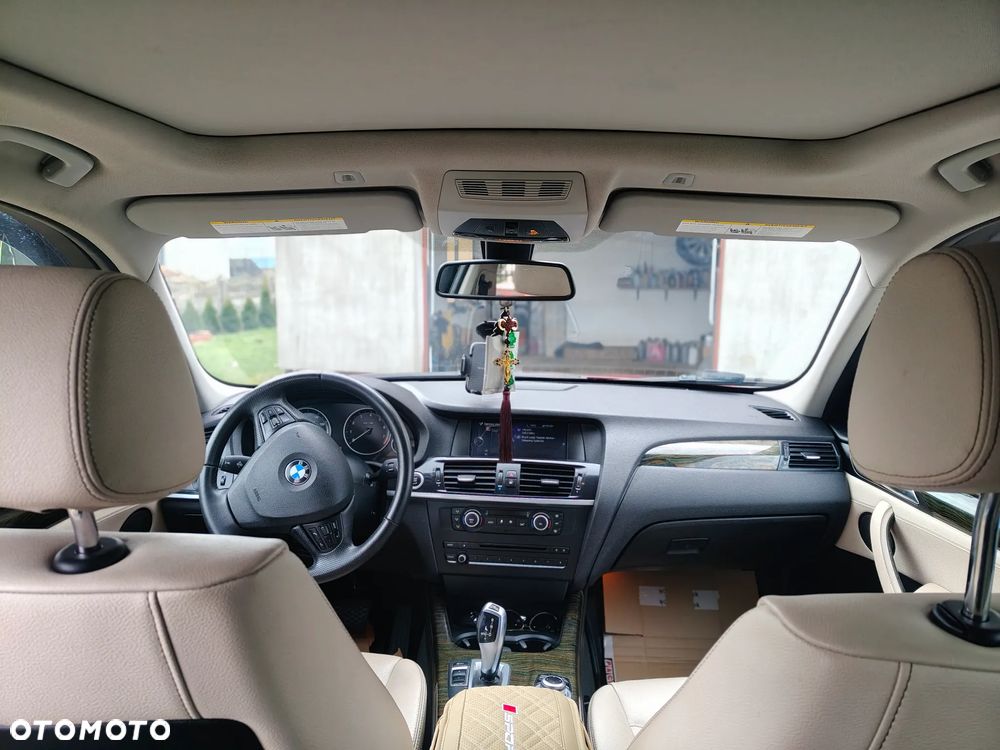 BMW X3 xDrive28i - 6
