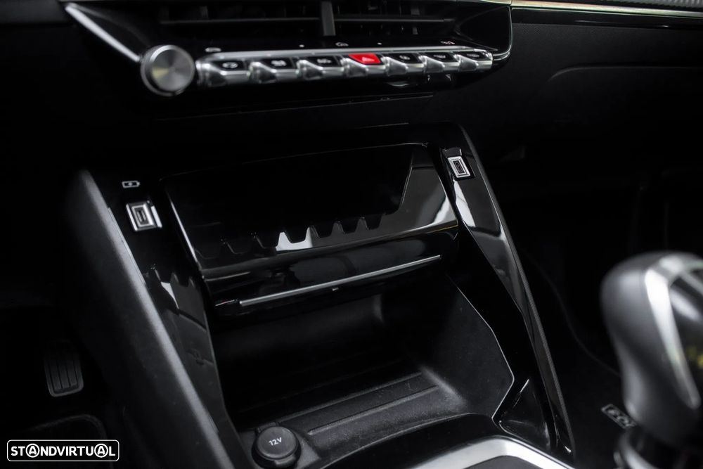 Peugeot 208 1.2 PureTech Allure - 25