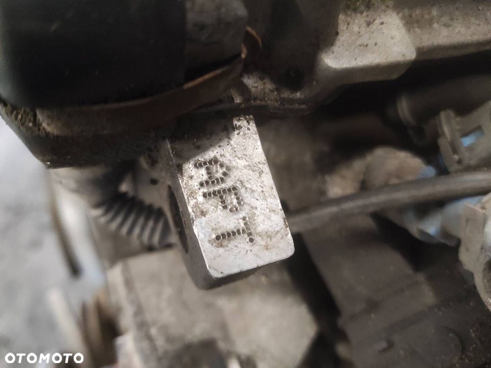 SILNIK BENZYNOWY 1.8 20V AUDI A4 B5 PASSAT B5 APT 94-99r - 3