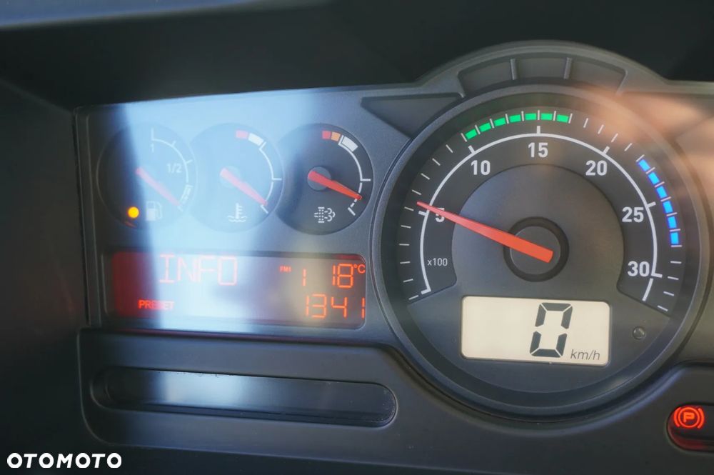 Renault D19 Wide Glob / NOWA Laweta 7.8 m / 280. tys. km - 24