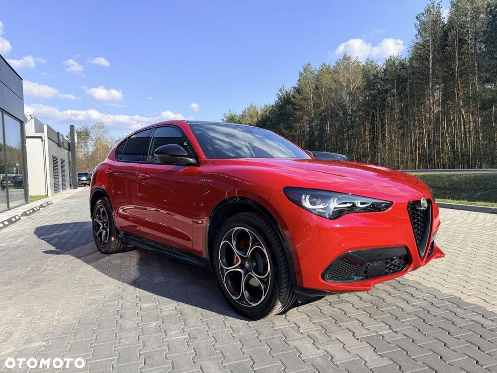 Alfa Romeo Stelvio - 5