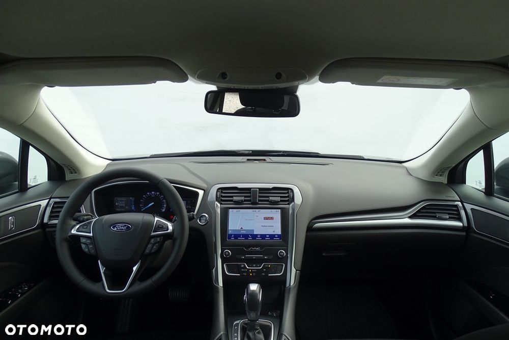 Ford Mondeo - 37