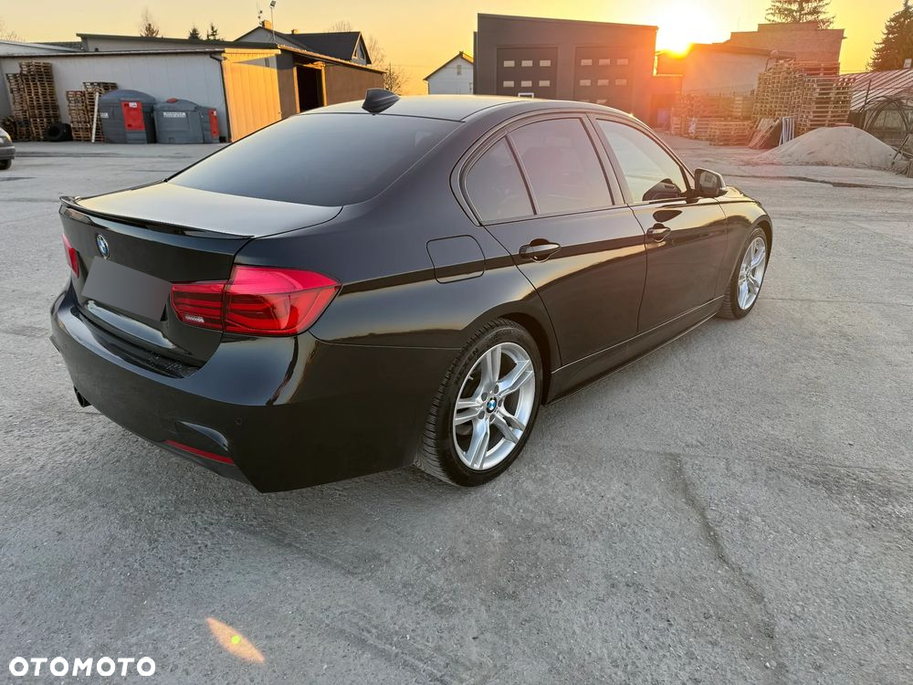 BMW Seria 3 320d M Sport Shadow - 5