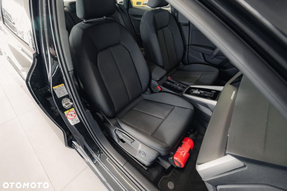 Audi A3 Limousine 35 TFSI S tronic - 16