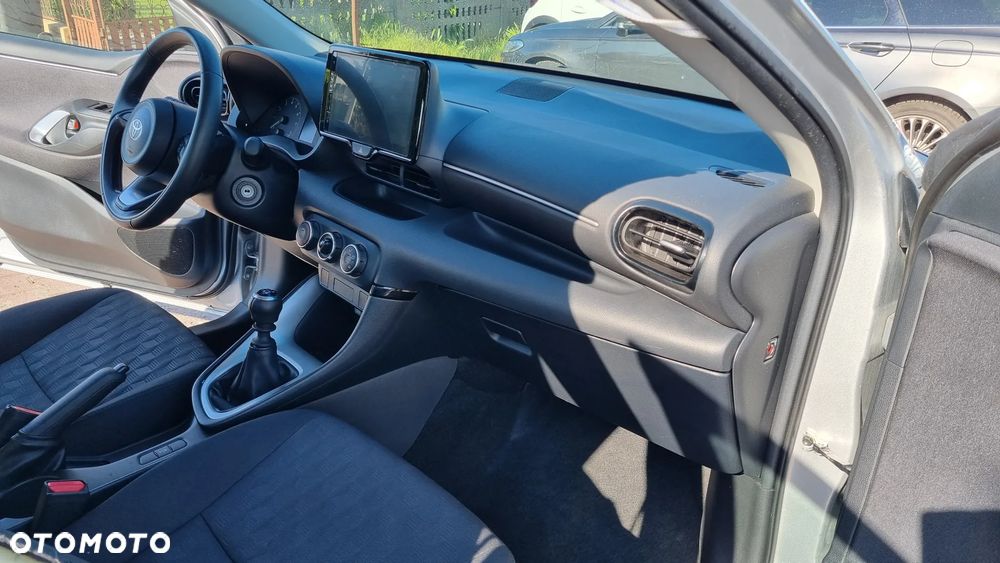 Toyota Yaris Hybrid 1.5 Comfort - 31