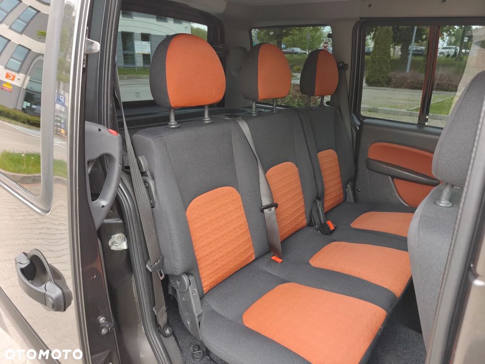 Fiat Doblo 1.9 JTD Dynamic - 18