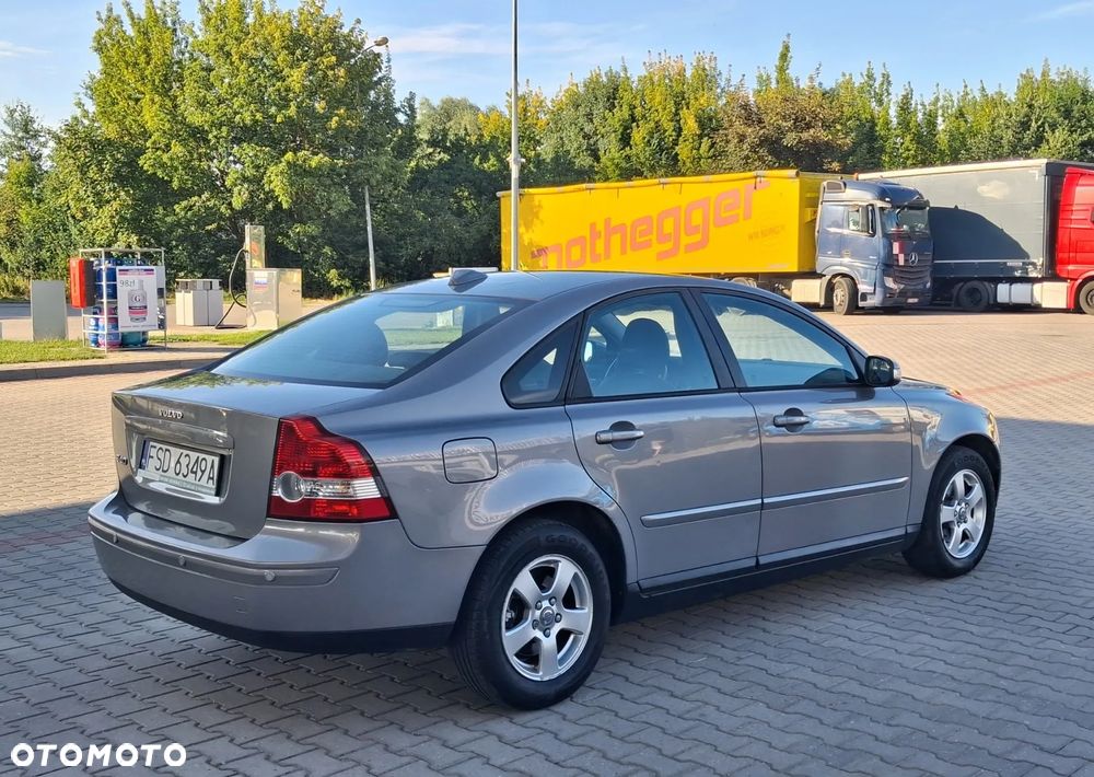 Volvo S40 1.6 R-Design Summum - 2