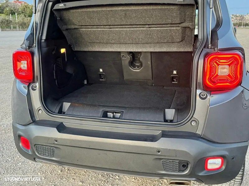 Jeep Renegade 1.3 T-GDI 4xe Auto Limited - 26