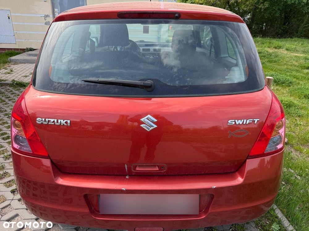 Suzuki Swift 1.5 GS - 1