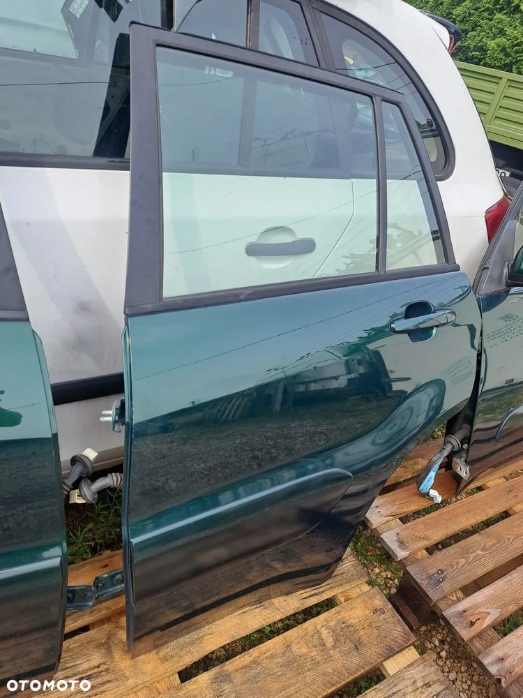 Toyota Rav 4 II 5D drzwi błotniki klapa kod lakieru 6R4 bez korozji - 5