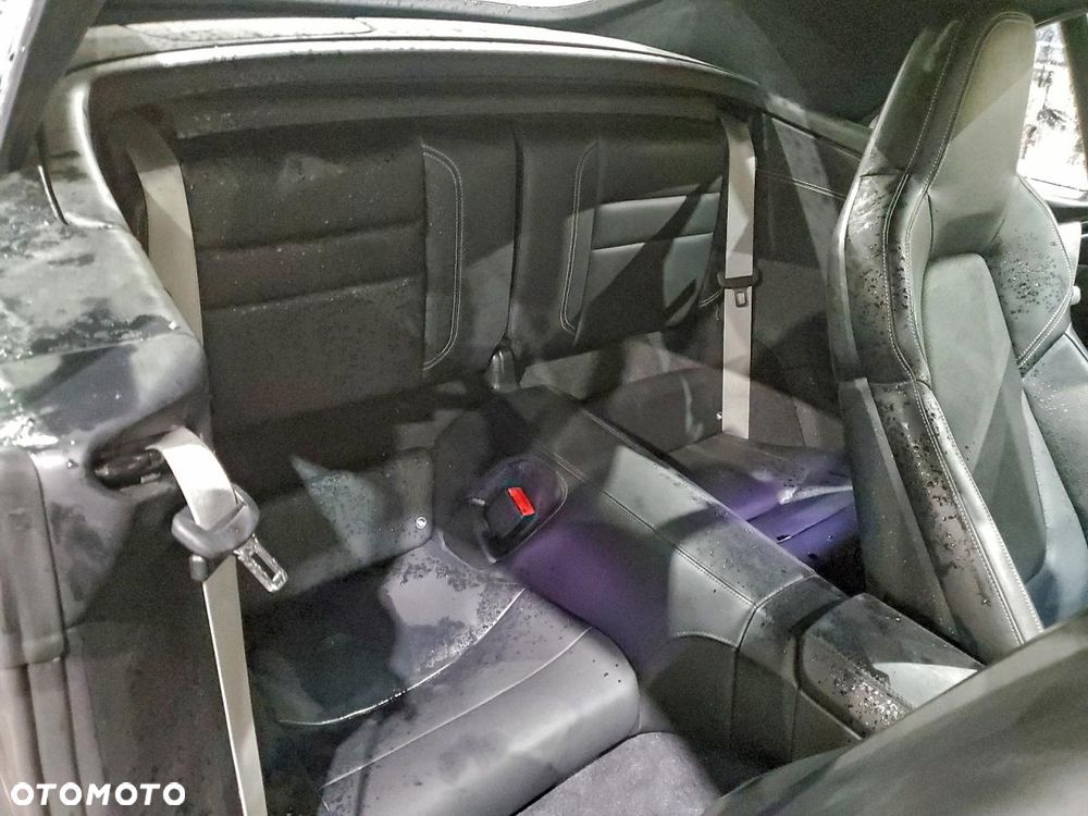 Porsche 911 Carrera 4S PDK - 11