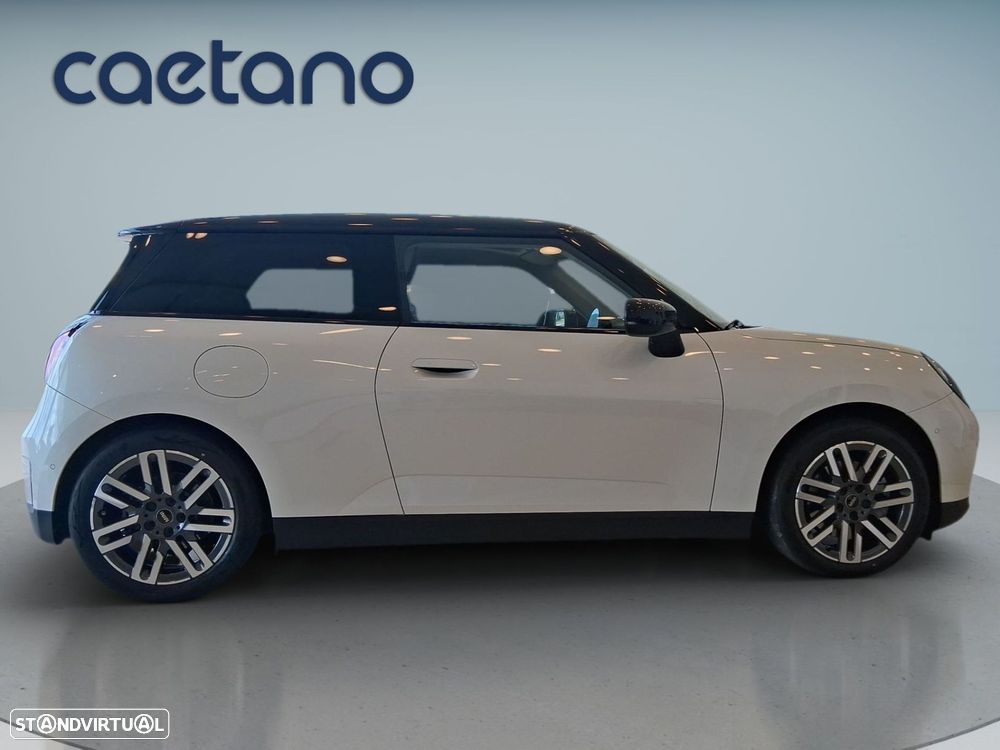 MINI 3 Portas Cooper SE Classic M - 9