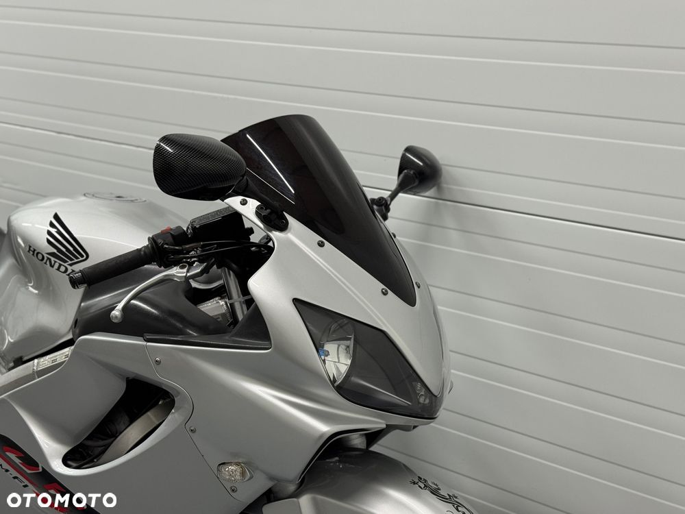Honda CBR - 8