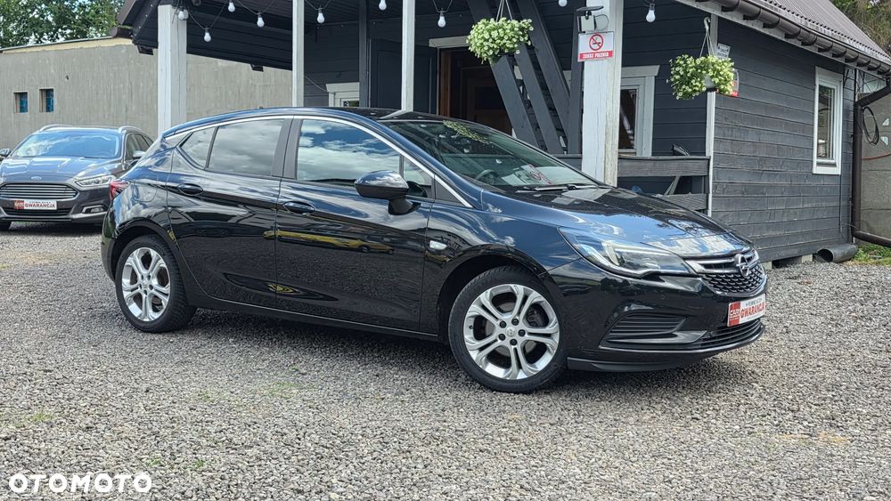 Opel Astra 1.0 T Essentia S&S - 2