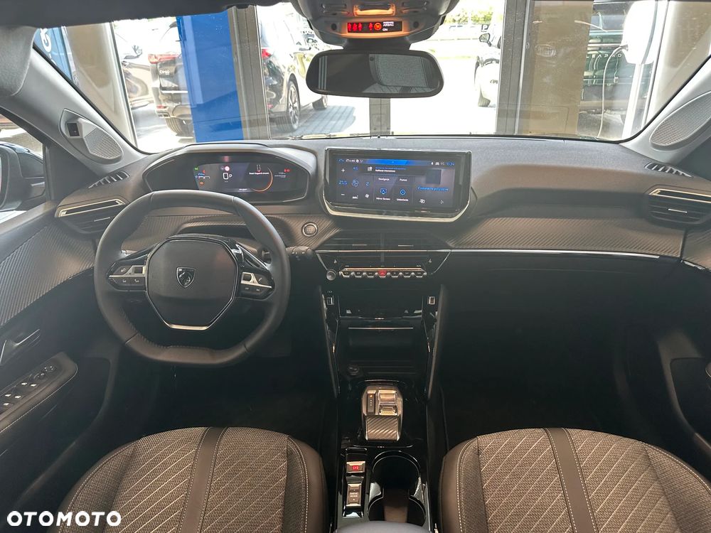 Peugeot 208 1.2 mHEV Allure e-DCS6 - 11