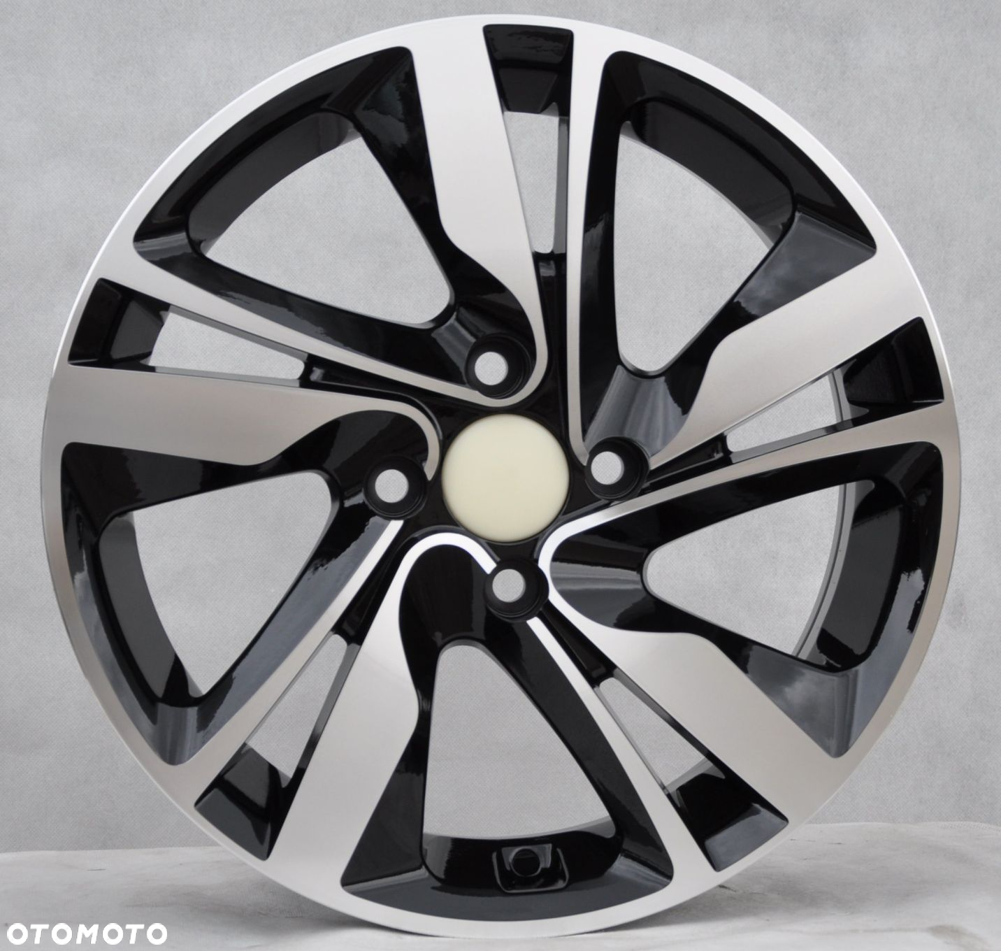 813 MB FELGI 15 4x100 HYUNDAI I10 I20 TOYOTA YARIS - 2