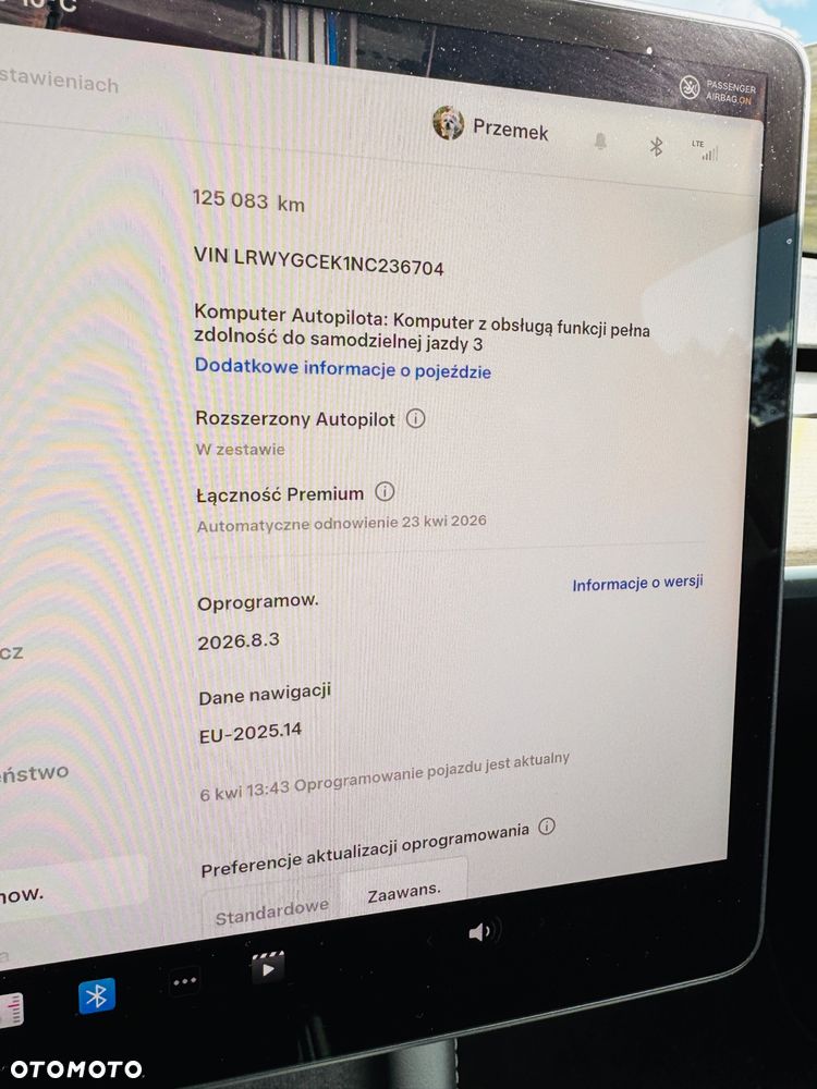 Tesla Model Y Long Range AWD - 20