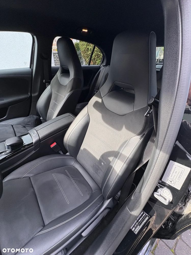 Mercedes-Benz Klasa A 180 AMG Line 7G-DCT - 11