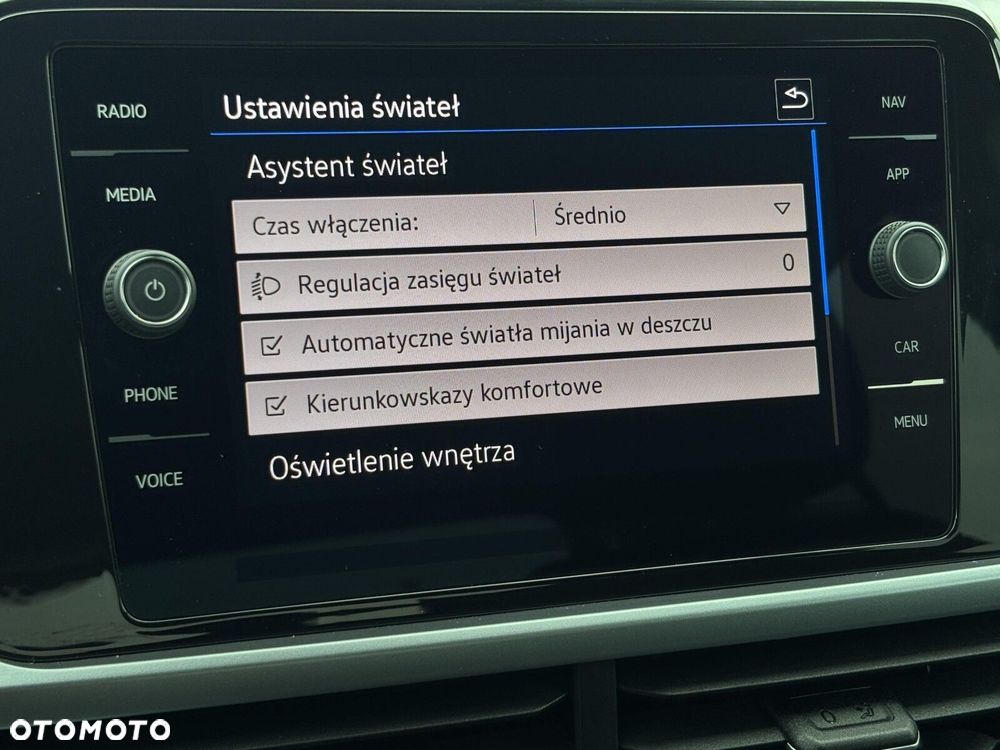 Volkswagen T-Roc 1.5 TSI Life DSG - 23
