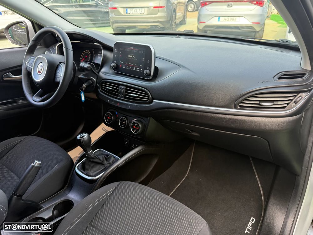Fiat Tipo 1.3 M-Jet Lounge Tech - 29