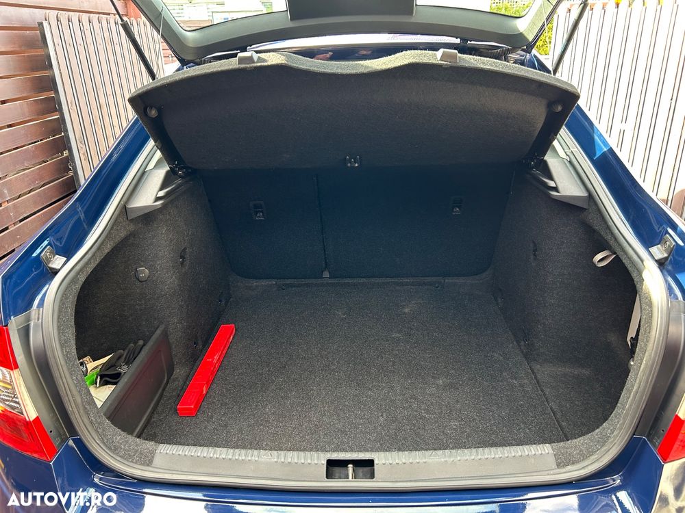 Skoda Octavia 1.6 TDI Active - 12