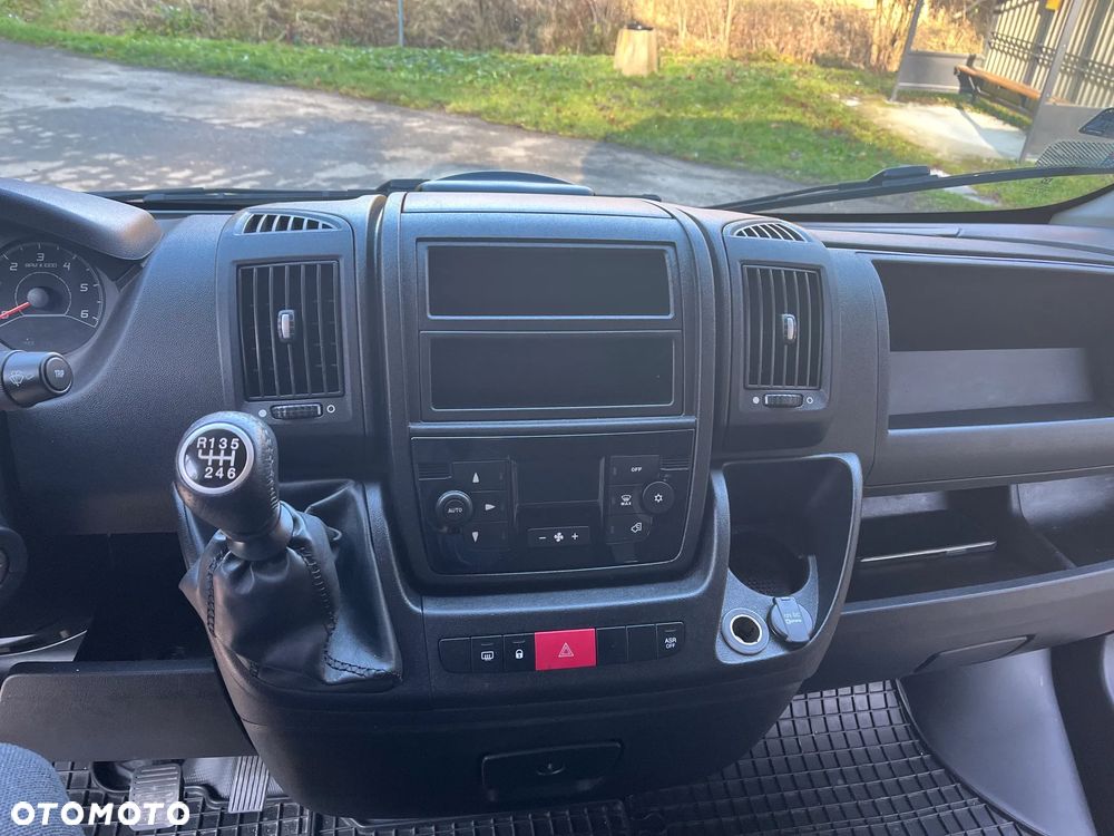 Peugeot Boxer - 25