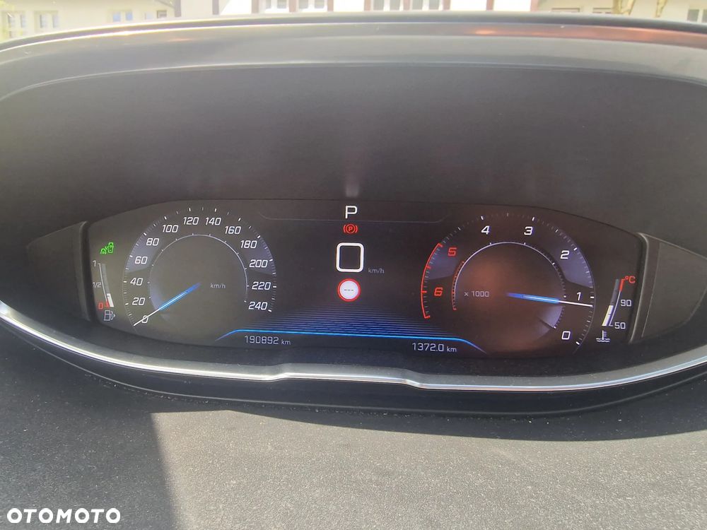 Peugeot 5008 BlueHDi 130 EAT8 GT - 6