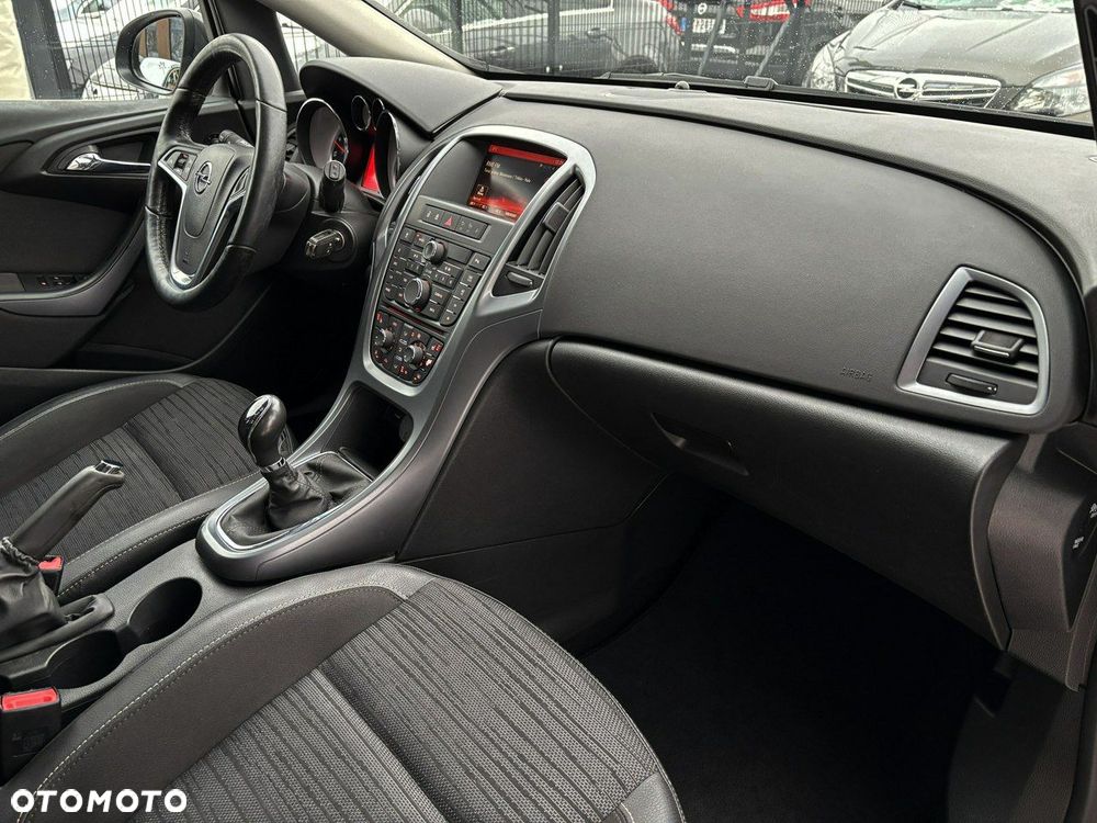 Opel Astra 1.4 Turbo Innovation - 21