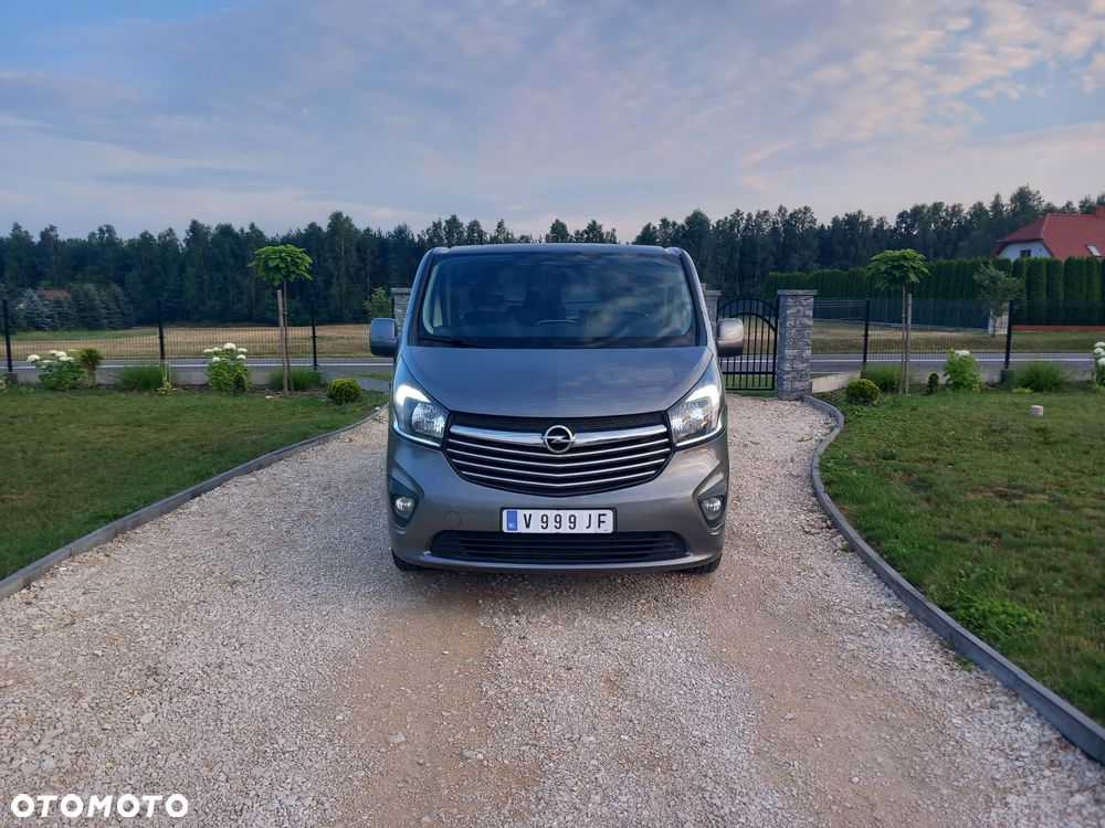 Opel Vivaro - 2