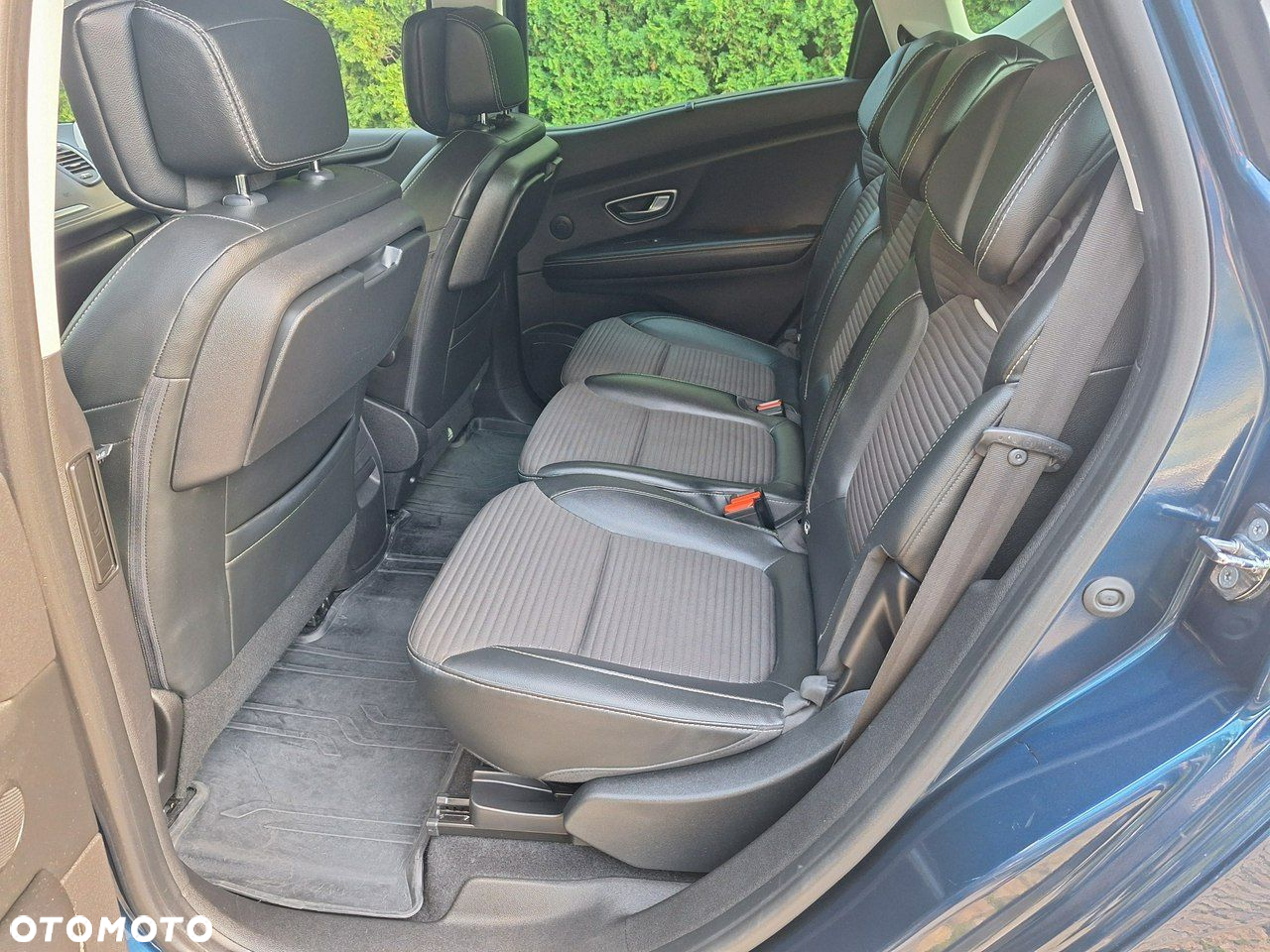 Renault Scenic ENERGY TCe 130 BOSE EDITION - 22
