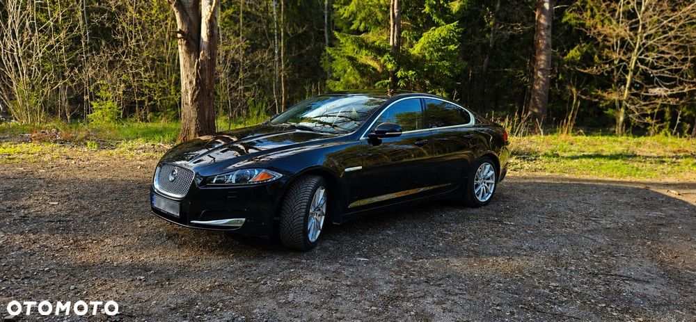 Jaguar XF - 3