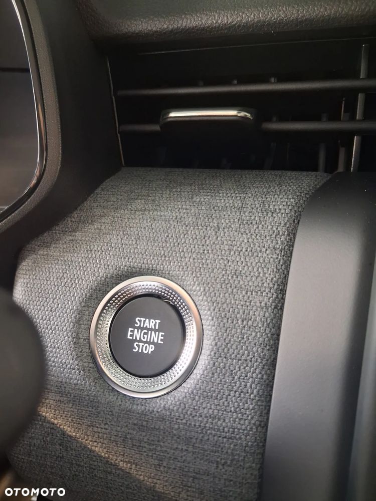 Mitsubishi Colt 1.0T Invite - 11