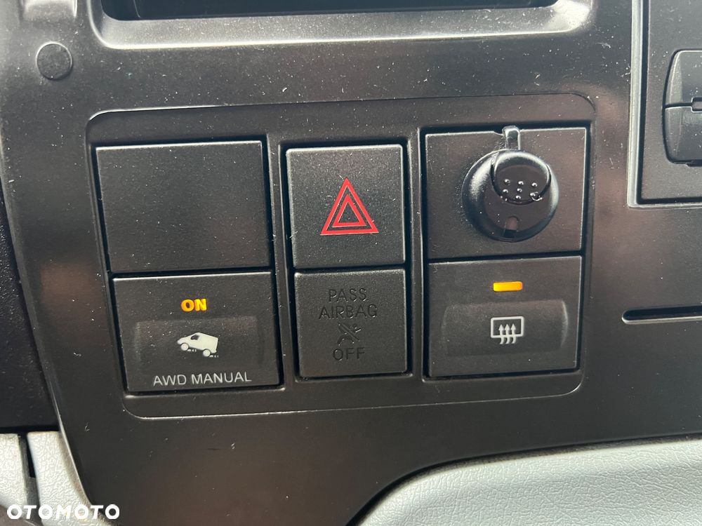 Ford Transit Furgon Brygadowy Doka 6 os. 4x4 AWD L3H2 2.4 TDCI 140KM MT6 - 18