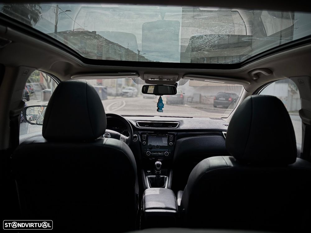 Nissan Qashqai 1.5 dCi TEKNA - 9