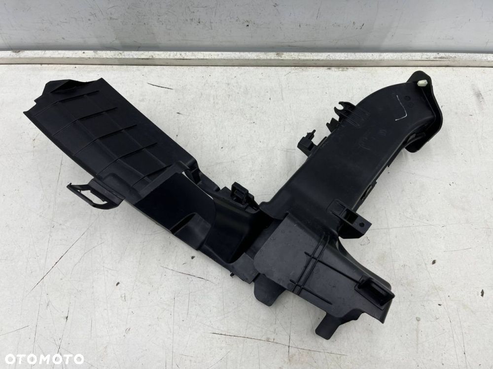 Kanał powietrza Porsche Macan II 95c 24r.- lewa osłona chłodnicy kierownica powietrza zderzaka - 7