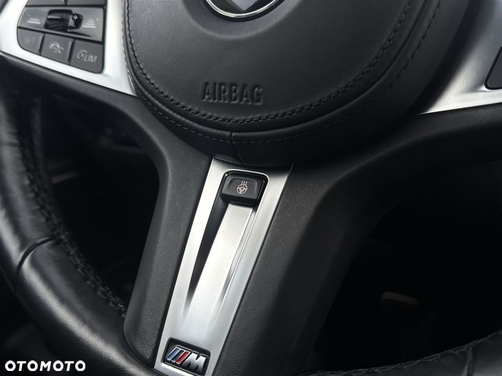 BMW Seria 3 320d xDrive - 12