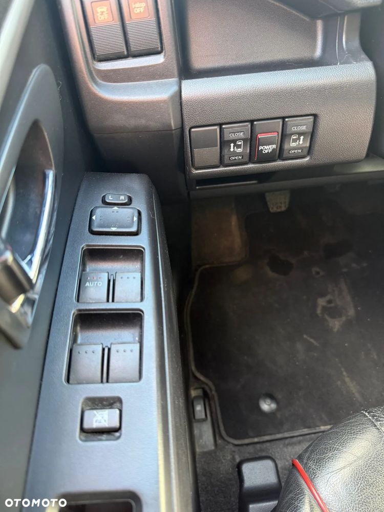 Mazda 5 ver-2-0-mzr--disi-i--stop-sendo - 14