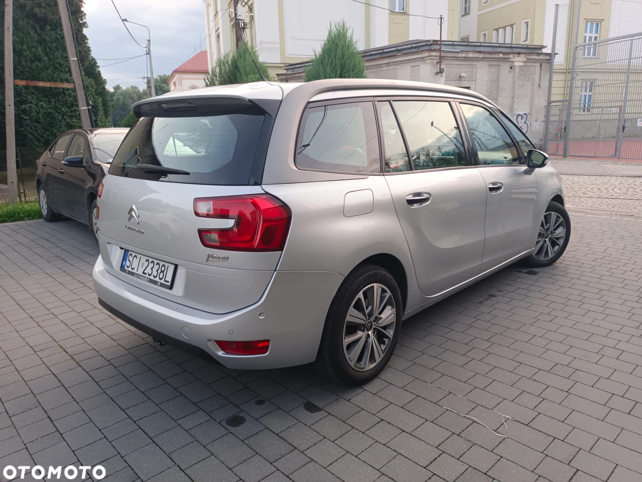 Citroën C4 Grand Picasso 2.0 BlueHDi Exclusive - 2