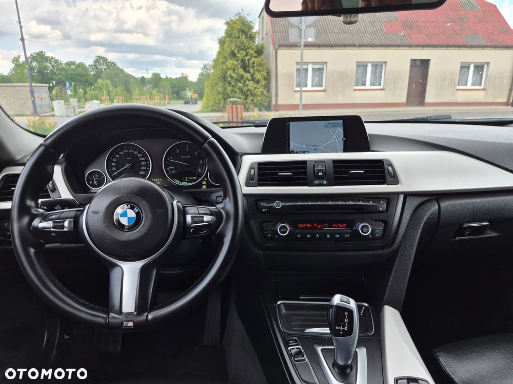 BMW Seria 3 320d Efficient Dynamics Edition Blue Perf Luxury Line - 12