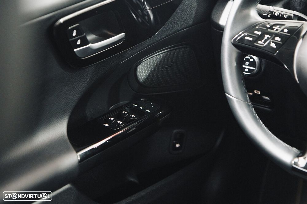 Mercedes-Benz C 200 d Avantgarde - 15