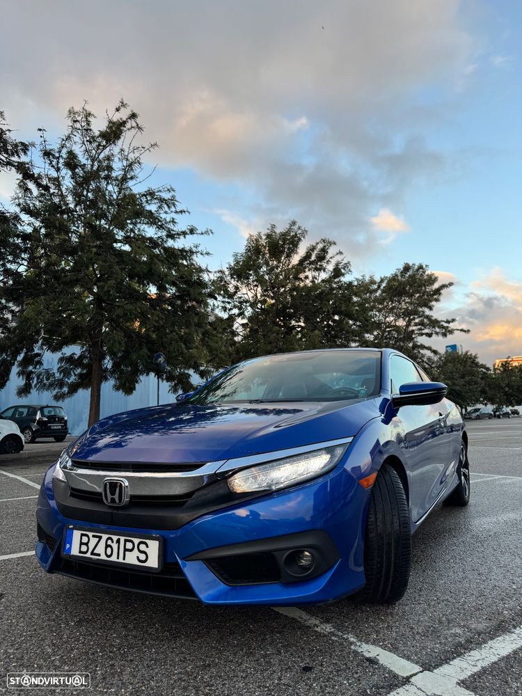 Honda Civic 1.5 i-VTEC Turbo CVT Executive - 3