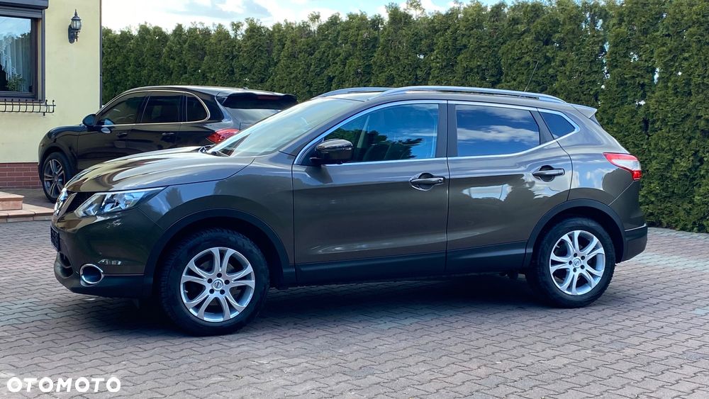 Nissan Qashqai 1.2 DIG-T Xtronic TEKNA+ - 32